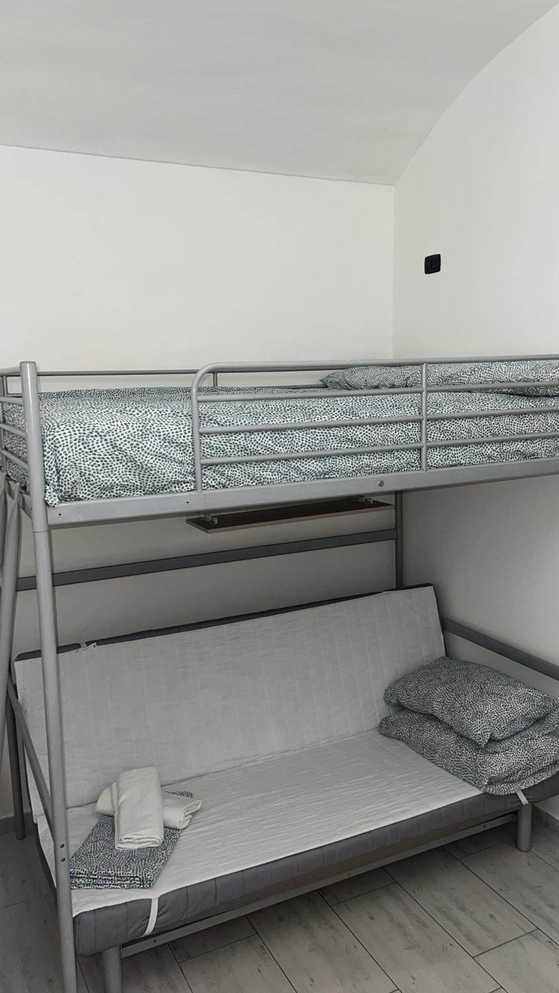 Apartamento Bed2Go Brescia Turín Exterior foto